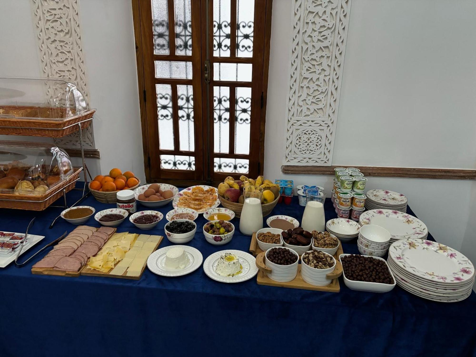 Dar Al Miraaj Hotel Rabat Bagian luar foto